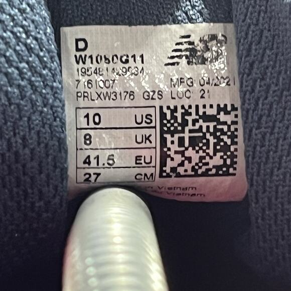 New Balance Women's Running Shoes - Burgundy and Pink - Picture 4 of 8